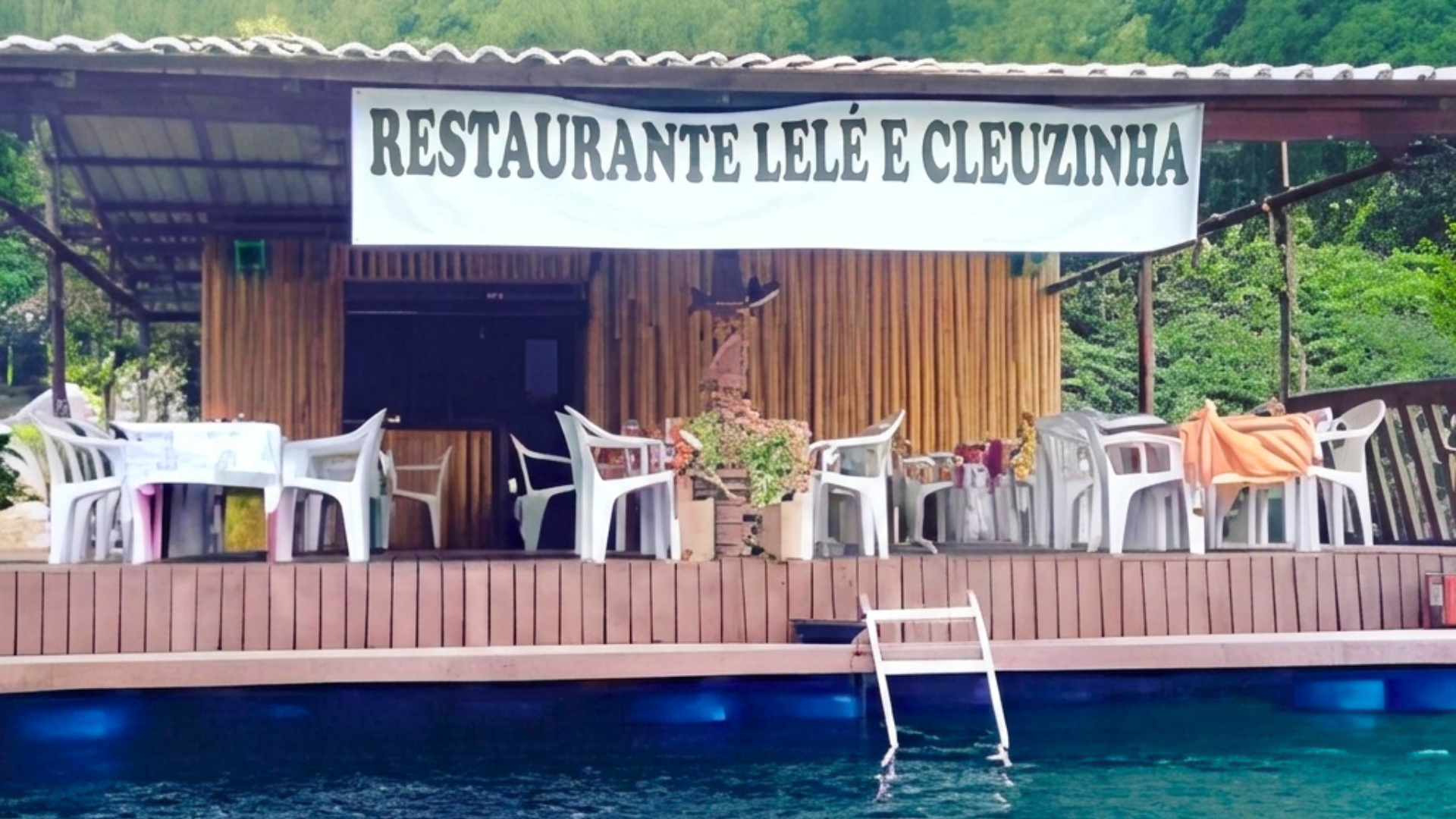 Restaurante Flutuante Lelê e Cleuzinha